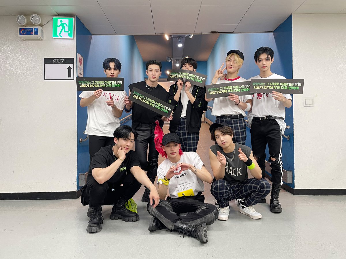 elastkids's tweet photo. my everything 🫶 

#ELAST #StrayKids #엘라스트 #스트레이키즈 https://t.co/jR3tJzx0xc