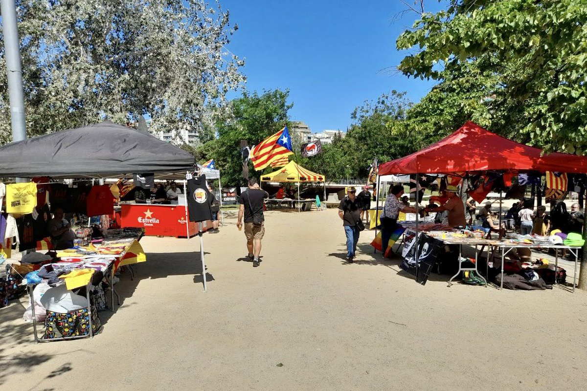 Front Comú Contra la Repressió tweet media