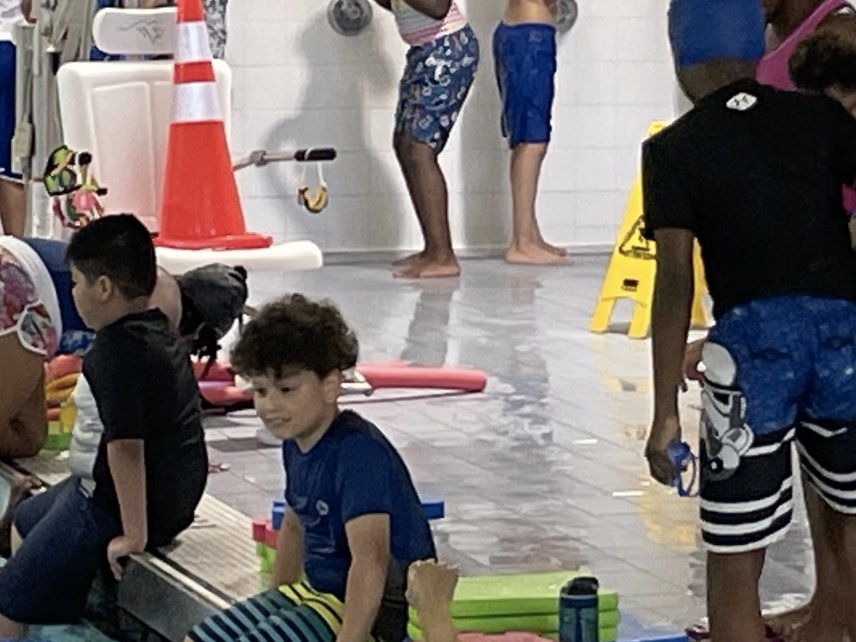 ValerieNMacey1's tweet photo. Friday started @ps705 partnership with @ImagineSwimming @MajorOwensCtr to provide our scholars with a much needed Life Skill-Swimming.  #imanavidswimmer #everyoneneedstolearnhowtoswim #rightsofpassage https://t.co/aOmXstiCnE