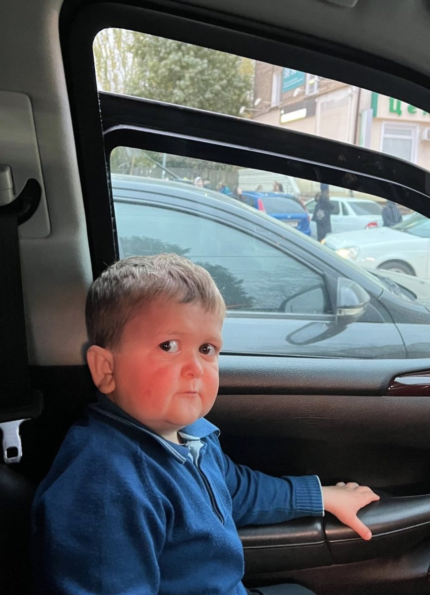 Hokagedu93's tweet image. Quand je vois un dos d'âne à 50m et que mon pote est toujours en 4e