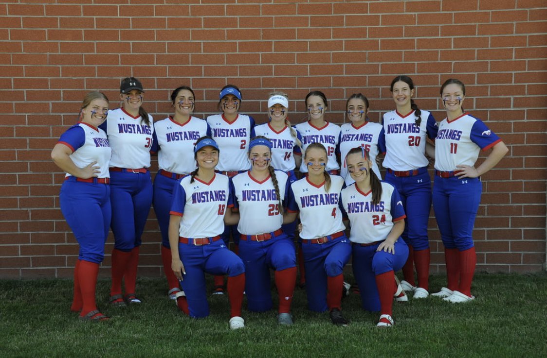 KaitlynMazzocc's tweet photo. what a ride.

“this trophy does not symbolize a loss, it symbolizes the most successful softball program Tuslaw has ever seen” 

this season did not end the way we wanted, but i could not be prouder. we fought till the very end. lil ol’ tuslaw made history this season💙 https://t.co/ZQDoECHuxB