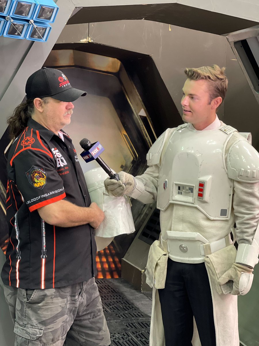 DittoePR's tweet photo. Get your tickets for the FINAL day of @IndyPopCon today!

@kollarjustin stopped by this morning to get a sneak peek. #PopCon2022 https://t.co/2ipMlcQQXo
