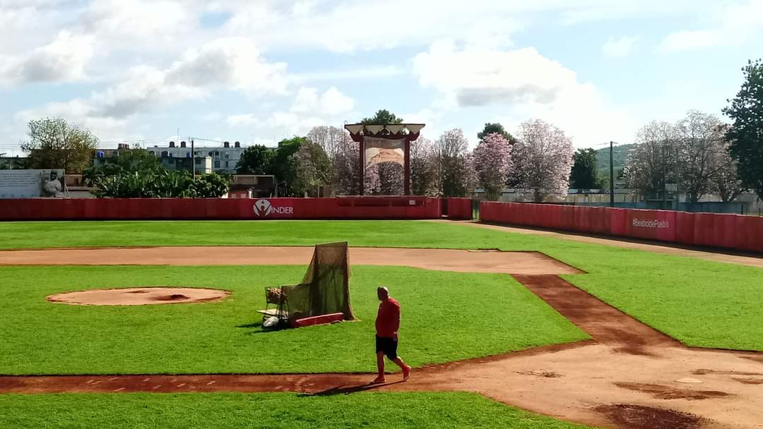 Telemayabeque's tweet image. Se alista el cuartel de los #HuracanesDeMayabeque para enfrentar a los Avileños en importante sexto juego.
#VamosConTodo 
#MayabequeCampeon
#Telemayabeque