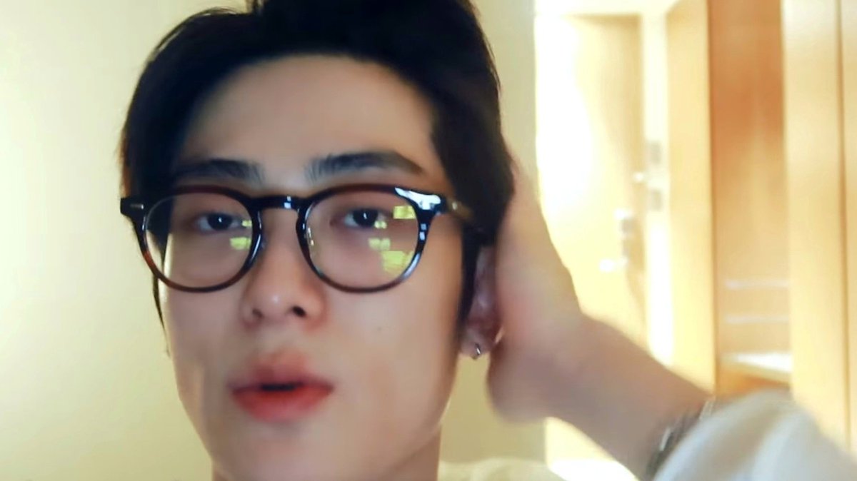 Jaehyun's vlogs are so healing