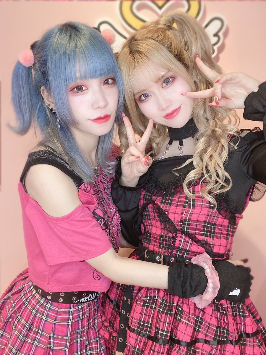💗ねもしゃん卒業お疲れ様です🎓💗
Nemo World全開なイベントとても楽しかった🥹🔥新たな門出応援いっぱいしようね！

こんなにピンクいっぱいの派手派手かわゆす衣装を皆の分コーデするなんてさすがすぎて誰が次こんな事してくれるんだ！😫⚡️

貴重なハイトーン組がぁああ！いつでも帰ってきて🥹💗