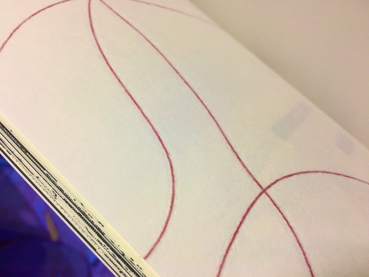 めっちゃ書き忘れてたんですが遊び紙が赤い糸みたいになってて一枚一枚全部違う模様に 餅月のイラスト めっちゃ書き忘れてたんですが遊び紙が赤い糸みたいになってて一枚一枚全部違う模様に 餅月のイラスト