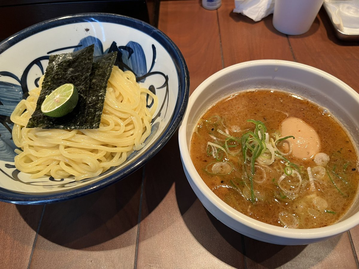 チョココロネ tweet media