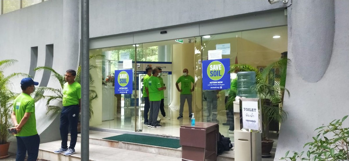 cpsavesoil's tweet photo. A well-organized seminar by Thailand Save Soil Volunteers reaches out to the local community on #WorldEnvironmentDay. #SaveSoilSaveEnvironment
Action now: https://t.co/z6MmqMf5nE https://t.co/wHPx27r5m6
