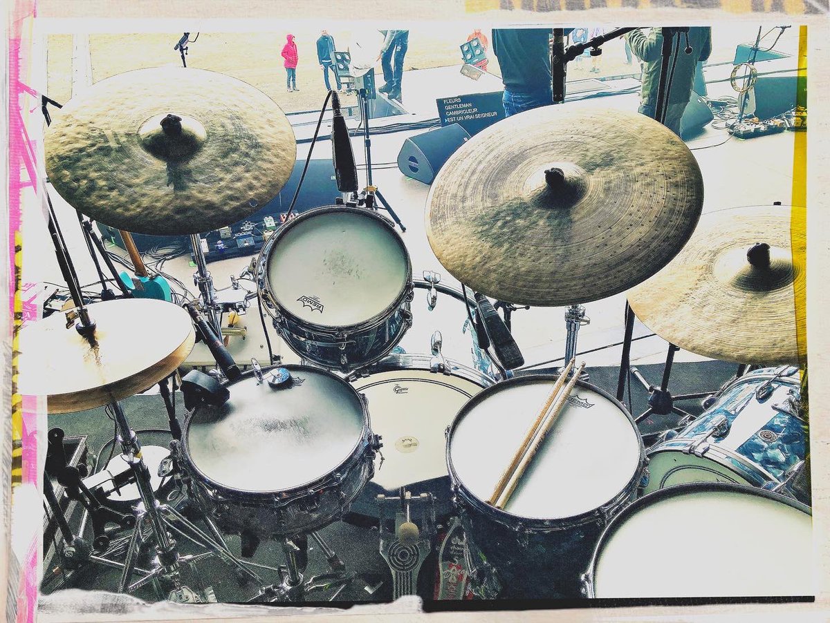 Ce soir @saintjeandecuves <a href="/gretschdrums/">Gretsch Drums</a> <a href="/gretsch/">The Gretsch Company</a> <a href="/SABIAN_Cymbals/">SABIAN Cymbals</a> <a href="/vicfirth/">Vic Firth</a>