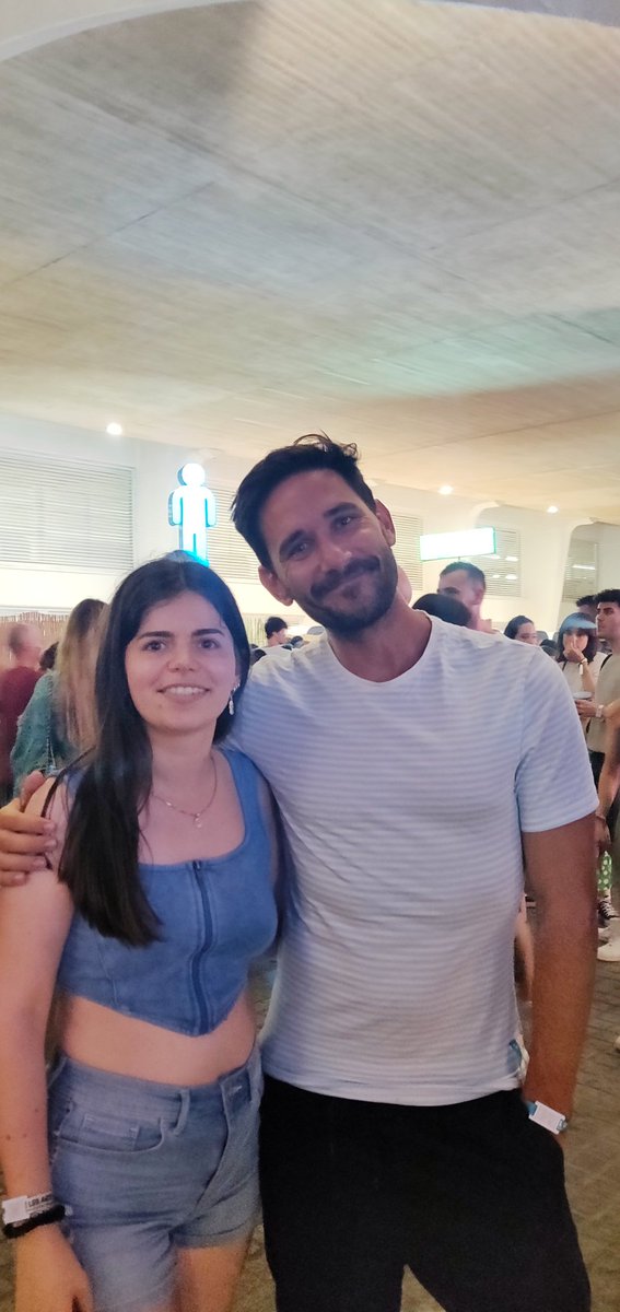 Tamara_96mc's tweet photo. Se me cortocircuitaron ayer las neuronas al verte @JaSantaolalla .
Eternamente agradecida 💛💜 https://t.co/XyFEgV4ErH