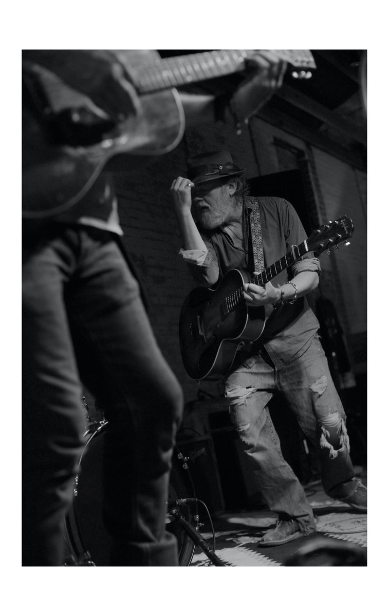 Chad_Edwardz's tweet photo. What a great night last night w Grayson Capps - Cary Hudson - Katrina Miller - Andy Pate and Anna Hudson. It's been around three years since our last gig at the @TheThirstyHippo  
6.4.22
Hattiesburg, MS 
#nikon #livemusic #graysoncapps #caryhudson #hattiesburg #katrinamiller https://t.co/P3GUvqsqYr
