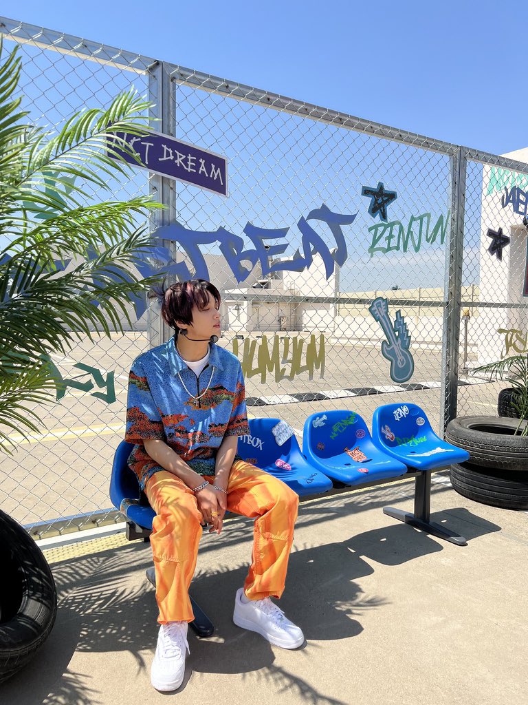 duneescript's tweet photo. Happy birthday, Haechan.

Terima kasih karena telah hadir di dunia ini. Kamu adalah salah satu alasanku buat bertahan dan tersenyum di antara pahit hidup yang aku jalani. Semoga kamu selalu bahagia!

#23SummerswithHaechan 
#동혁아_스물셋_해찬이를_잘부탁해
#HAPPYHAECHANDAY https://t.co/SWIpMHwEBq