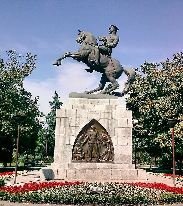 Atatürk karşıtı olan hiçbir görüşe, Atatürk düşmanı olan hiç kimseye saygımız yok.