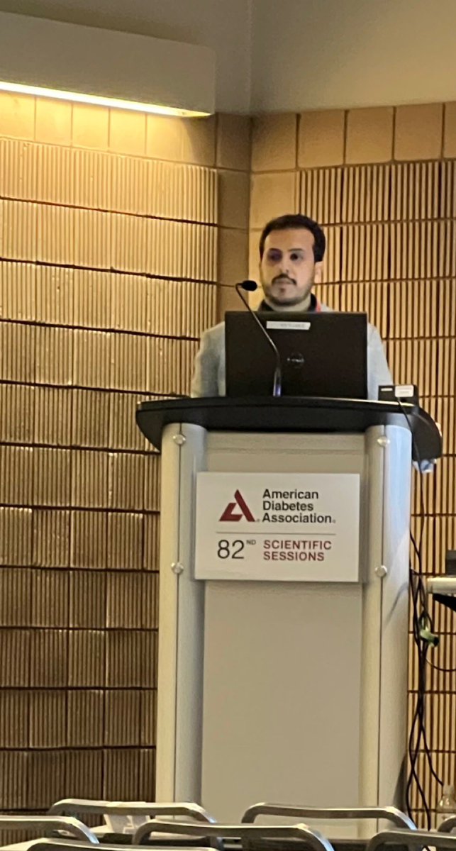 Aziz_Alorafah's tweet image. كان لي شرف مشاركة بحثنا في مؤتمر جمعية السكر الأمريكية المقام في مدينة نيو أورلينز بولاية لويزيانا.
ممتن لـ @KSAU_HS و @UABNews ومشرفي الدراسي لكل الدعم خلال مرحلة الدكتوراة
#ada2020