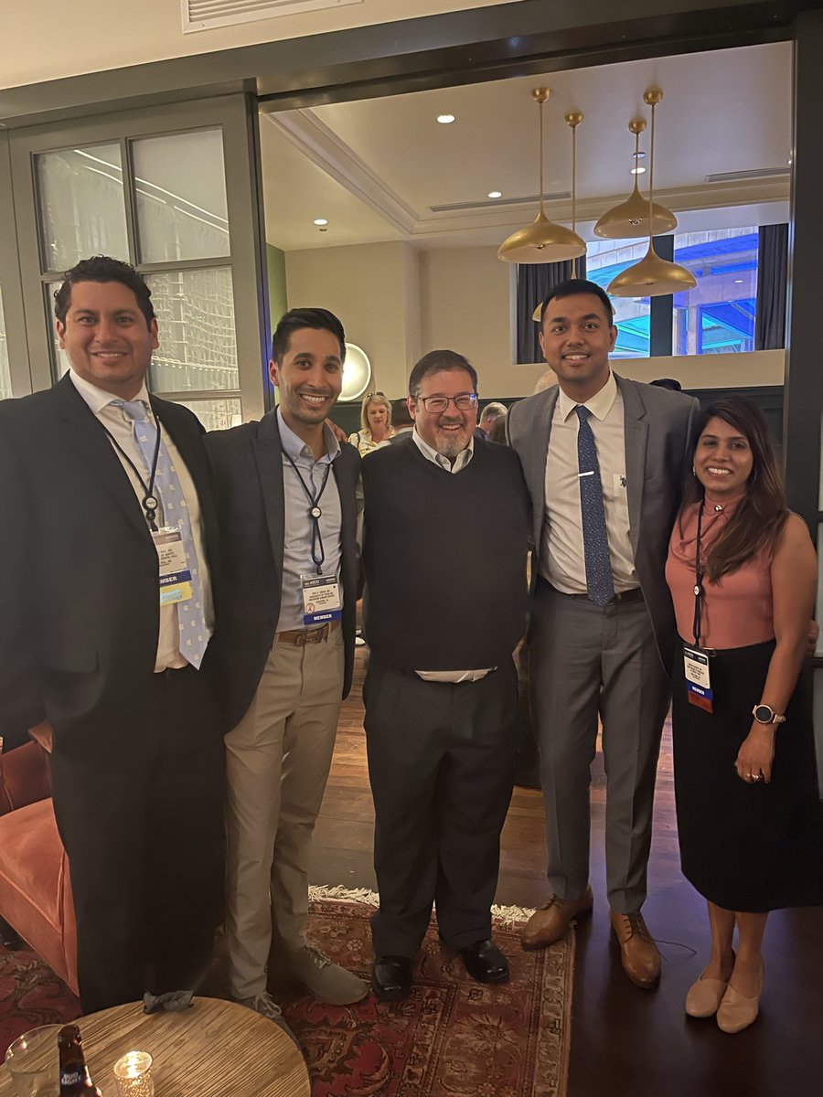 cancerGRACE's tweet photo. Thank you for joining us at our Faculty gathering 2022!
Congratulations to our special award winners and special thanks to all those who have given their time and expertise to benefit the GRACE community.
#ASCO22 #ASCO2022 #CancerGRACE #FacultyGathering #GraceFaculty https://t.co/uEVKAxCZ9w