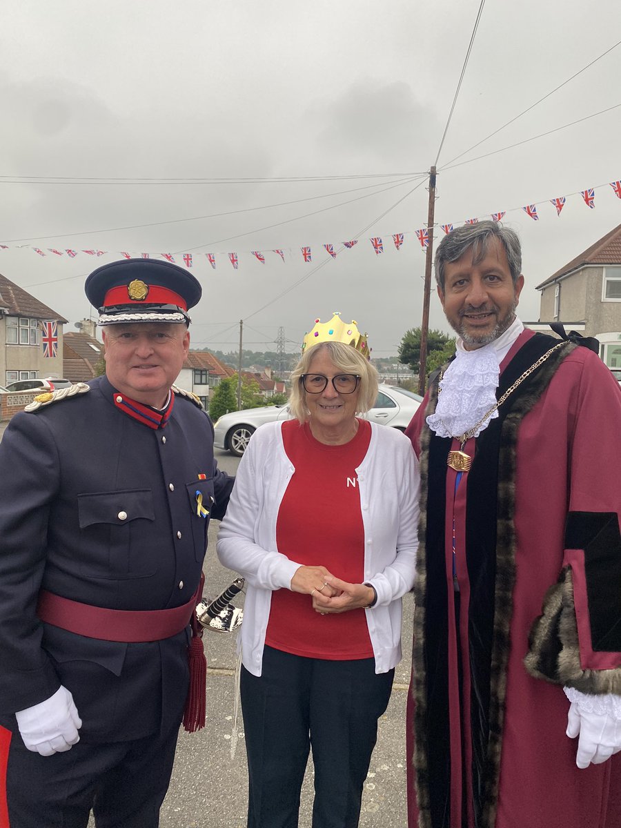 ragssandhu's tweet photo. What a great end to the Jubilee Street Parties in Bexley. From Lessness Park through to Sidcup, Bexleyheath and Crayford - each and every party was unique in their own way. THANK YOU. #jubilee #bexey #sidcup @platinumnews2022 @bexleynews https://t.co/tgIzedDwyl