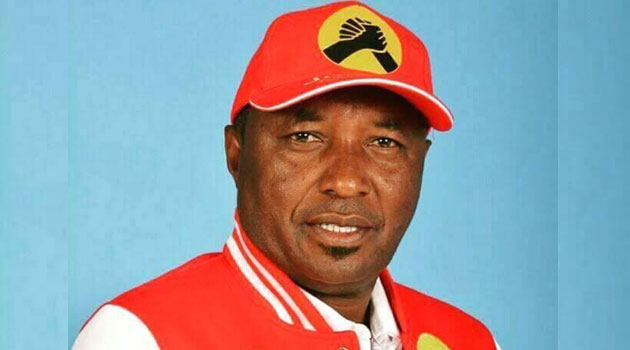 WanjikuUprising's tweet photo. BREAKING: Hon Kimani Ngunjiri officially endorses Lee Kinyanjui for Nakuru Governor despite close ties with Susan Kihika whom he boost of having awarded Nakuru Speaker's job and playing  key role her dowry negotiation. Things be falling apart in UDA #Inawezekana #RailasGrandMarch https://t.co/gf82iyMAsP