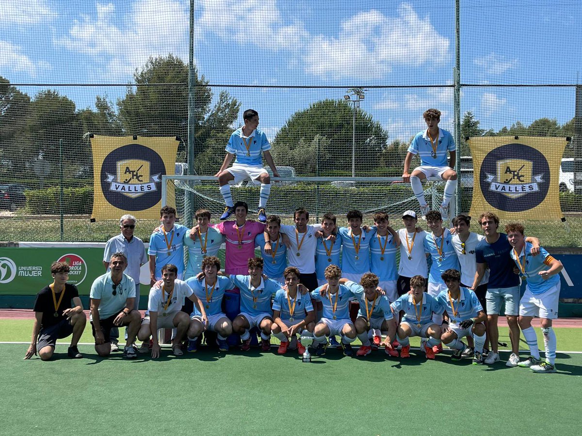 Hockey Junior tweet media