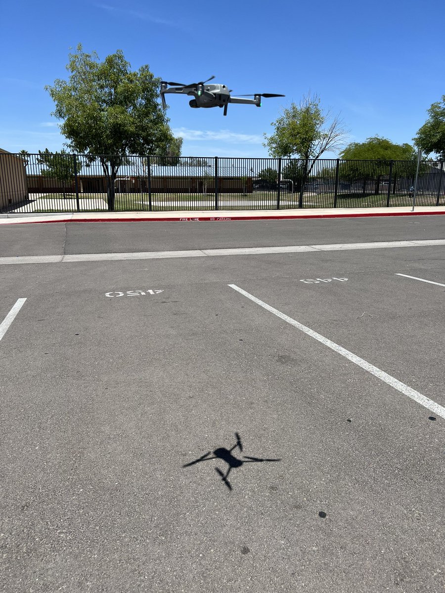 Lindsay Duran tweet media