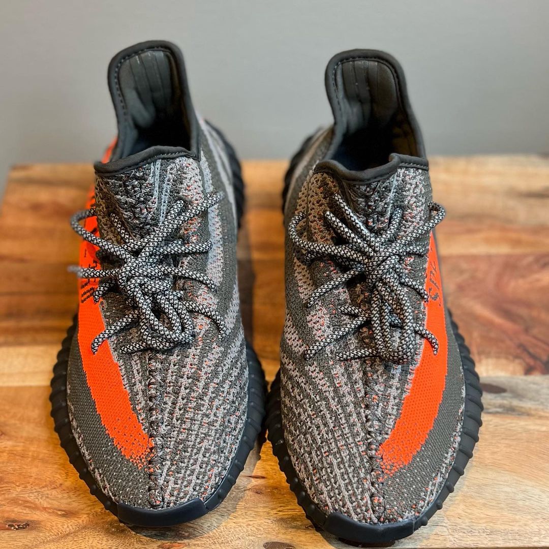 JustFreshKicks tweet media