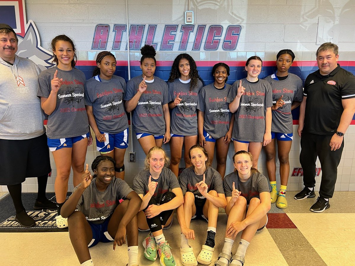 Elevate_Elite's tweet photo. Congrats to the 17s S40 squad on winning the 17s championship! This team has talent! Coaches make sure to get 👀 on them in July! ⏫️ https://t.co/wosNlX3bew