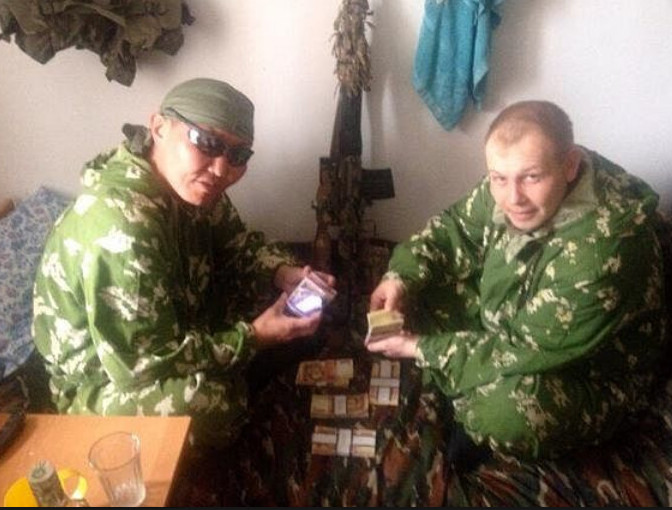 QalaatM's tweet photo. Today one of the most famous Wagner mercenary, nicknamed "Vaha", was killed in Ukraine. He fought in Donbass in 2014-16 (where he executed prisoners of war), but also in Libya & Syria. https://t.co/rmE1Rm9lC9 https://t.co/d7TwmJy7aB