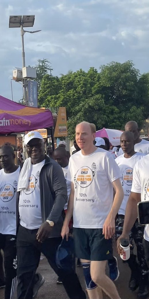 ⁦<a href="/ebklegacy/">Ernest Bai Koroma</a>⁩ thank you so much for again gracing ⁦<a href="/SierraLeoneMara/">SierraLeoneMarathon</a>⁩ - ⁦<a href="/streetchilduk/">Street Child</a>⁩ so v.grateful for the support of the former President of Sierra Leone! Walking the streets of your home town with you was an awesome, and noisey, way to pass a Sunday morning!