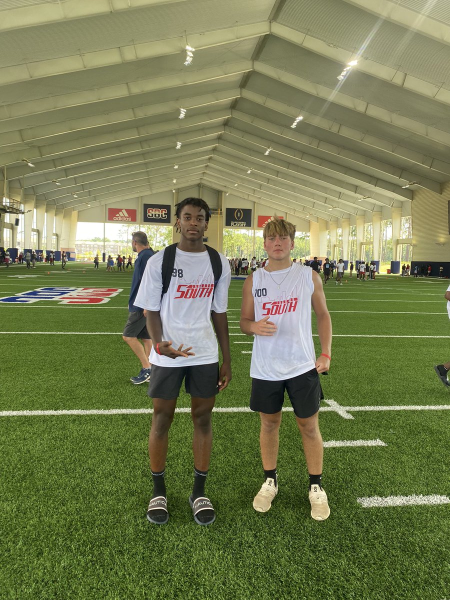 had a great time at the camp <a href="/elijahthekingz/">Elijah Anderson</a> <a href="/BartSessions/">Bart Sessions</a> @WeAreSouth_FB <a href="/BenThomasPreps/">Ben Thomas</a>