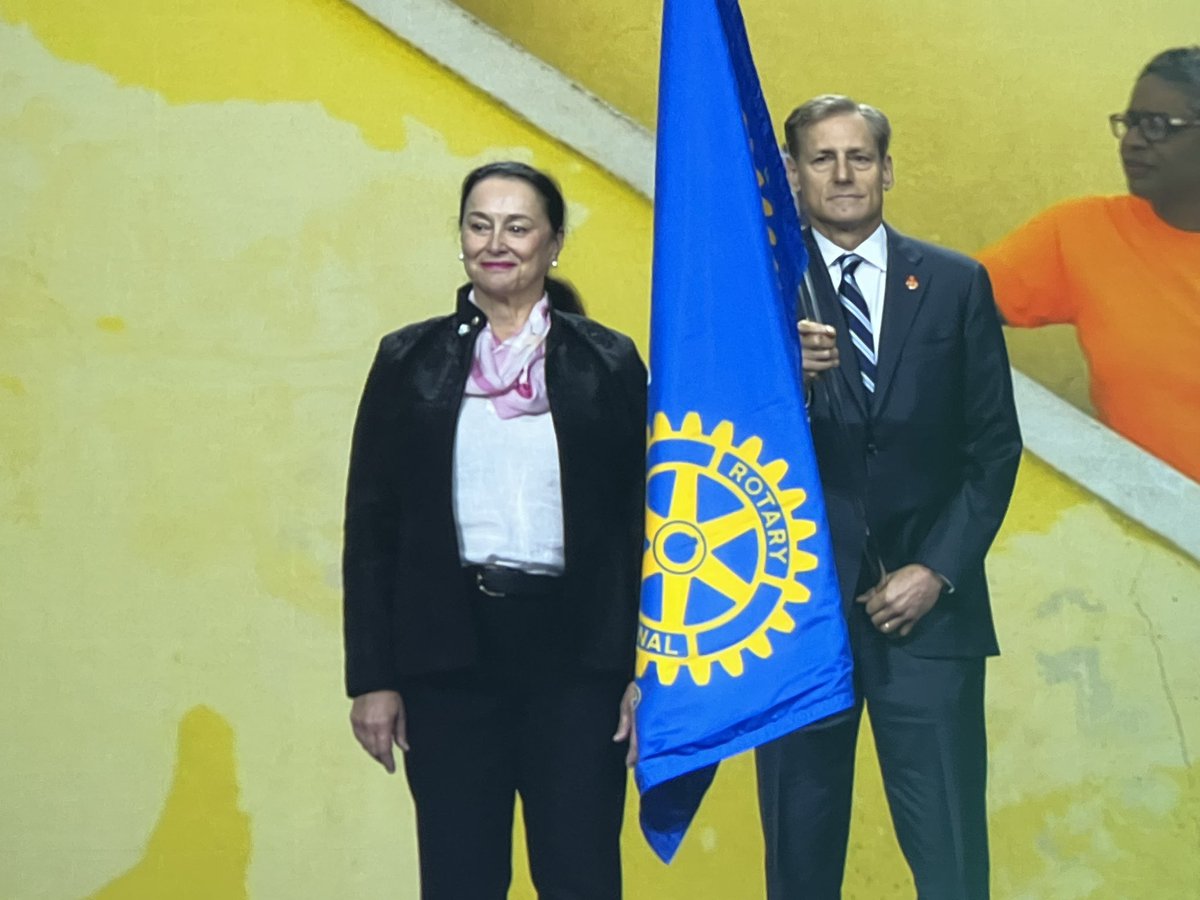 Rotary International (@rotary) on Twitter photo Huge ovation from #Rotary22 attendees for the Ukrainian flag, the India flag - home country of 2021-22 President <a href="/Shekhar_Rotary/">Shekhar Mehta</a>, and the flag that unites us all - the #Rotary flag, presented by <a href="/JohnHewko/">John Hewko</a>. Huge ovation from #Rotary22 attendees for the Ukrainian flag, the India flag - home country of 2021-22 President <a href="/Shekhar_Rotary/">Shekhar Mehta</a>, and the flag that unites us all - the #Rotary flag, presented by <a href="/JohnHewko/">John Hewko</a>.