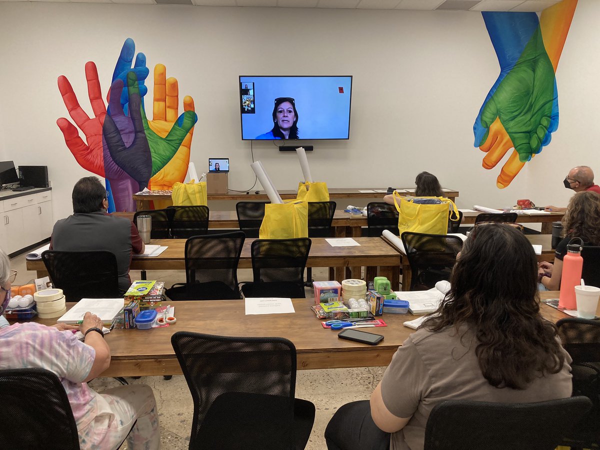 STEMAZingST's tweet image. Another great #TangibleCoding #STEMAZing workshop facilitated remotely by @STEMskull for @tucsonunified Summer School teachers at #SAACA’s @TucsonCatalyst in the Tucson Mall. Join her June 14-16 for 3-days of this and more and lots of loot. More info here: stemazing.org/register/