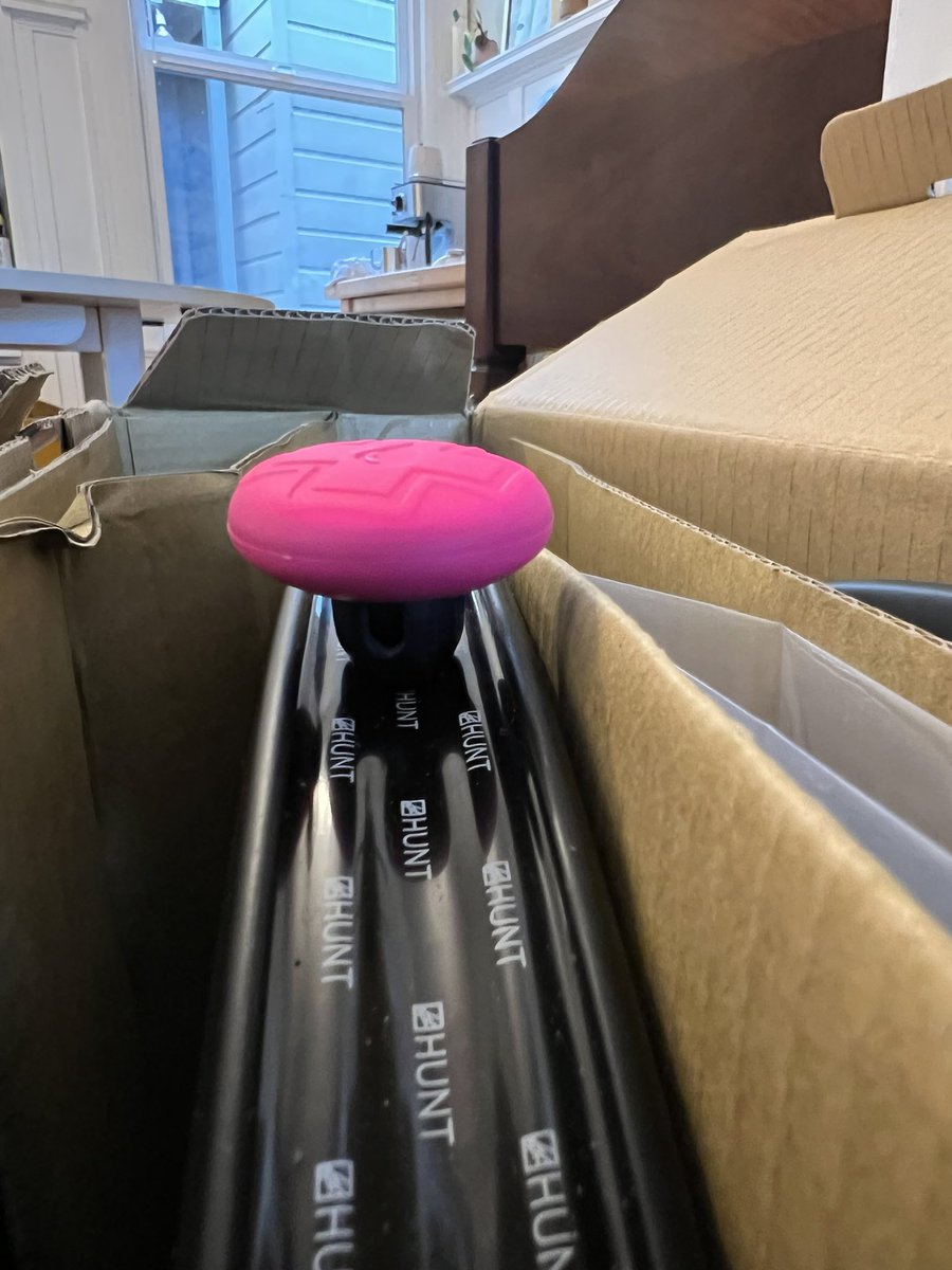 PacificNW's tweet photo. @muc_off Are these AirTags intended for MTB wheels? This is a 22.5 internal. https://t.co/6hI6NufK5w