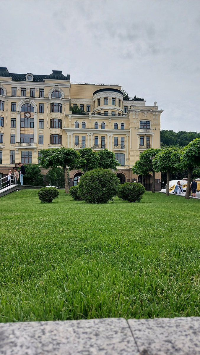 MochalovaPR's tweet photo. One day of Kiev city life. Missed this so much. https://t.co/okKDx4WLCv