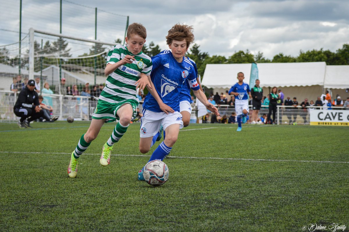 GwenedCup's tweet photo. Les @ShamrockRovers 𝐬’𝐢𝐦𝐩𝐨𝐬𝐞𝐧𝐭 en finale « Ligue des Champions » 🆚 le @RCSA (4-0) et 𝐫𝐞𝐦𝐩𝐨𝐫𝐭𝐞𝐧𝐭 cette 7ème édition ! 🏆✨

𝐅𝐞́𝐥𝐢𝐜𝐢𝐭𝐚𝐭𝐢𝐨𝐧𝐬 👏🏼👏🏼☘️ https://t.co/r9Y23RpZOb
