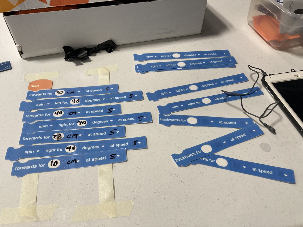 STEMAZingST's tweet image. Our @RobotGeneral5 did it again, another world-class @MeetEdison workshop for 3rd-7th grade @tucsonunified Summer School teachers @TucsonCatalyst. A brilliant mix of #TangibleCoding and #Coding! Join her June 14-16 for 3-days of #EdisonRobot pHun and loot! stemazing.org/register/