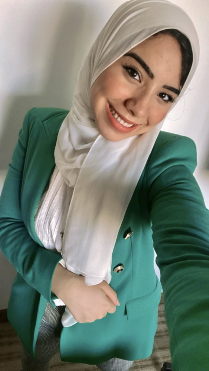 SinnedGoddess's tweet photo. لا تخدعك المظاهر: كان عندي ميتنج و مقبلة عالحياة زي مانتو شايفين خلصته و دخلت اعيط في التواليت✅ https://t.co/pXTP9u4YPP