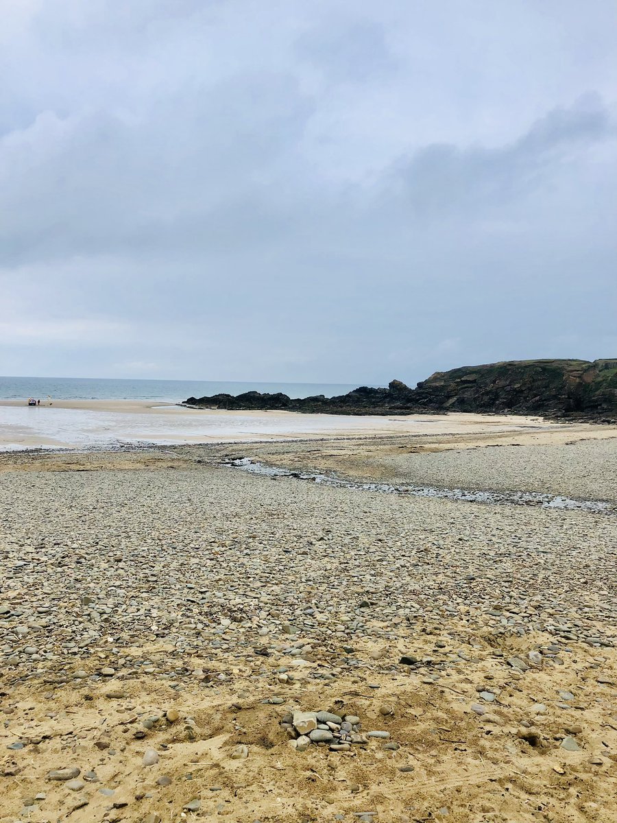 Neecie_26's tweet photo. Missed the showers in not so sunny #Cornwall today. #StillStunning #HomeCounty #Peaceful https://t.co/hiTbEgJkb1