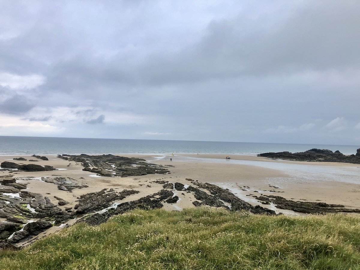 Neecie_26's tweet photo. Missed the showers in not so sunny #Cornwall today. #StillStunning #HomeCounty #Peaceful https://t.co/hiTbEgJkb1