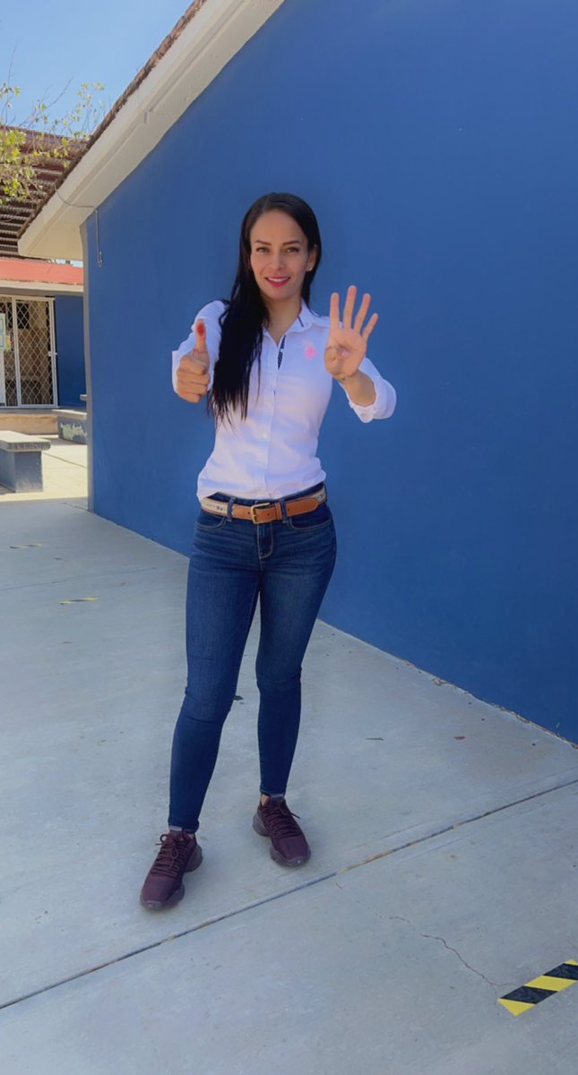 Hola muy buenos días.
¿Yo ya fui a votar y tú? 
No pierdas la oportunidad de hacer historia.