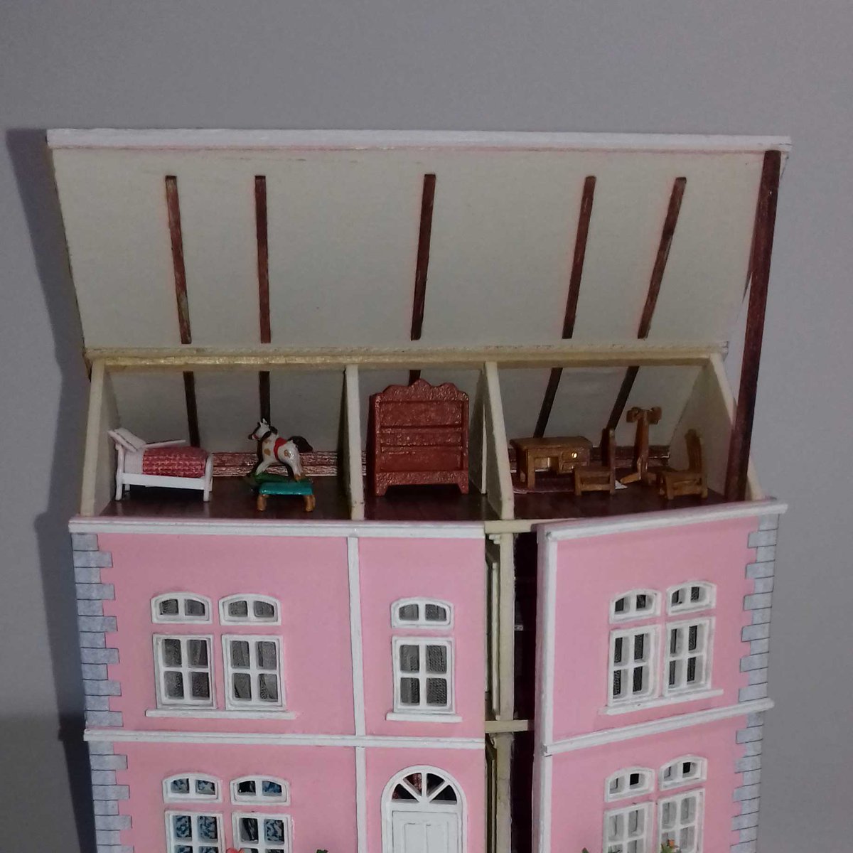 MeandMydolls's tweet photo. Miniature dollhouse 1:6 scale - Part 2
#dollhouse #playscale https://t.co/wbHH0lzWhE