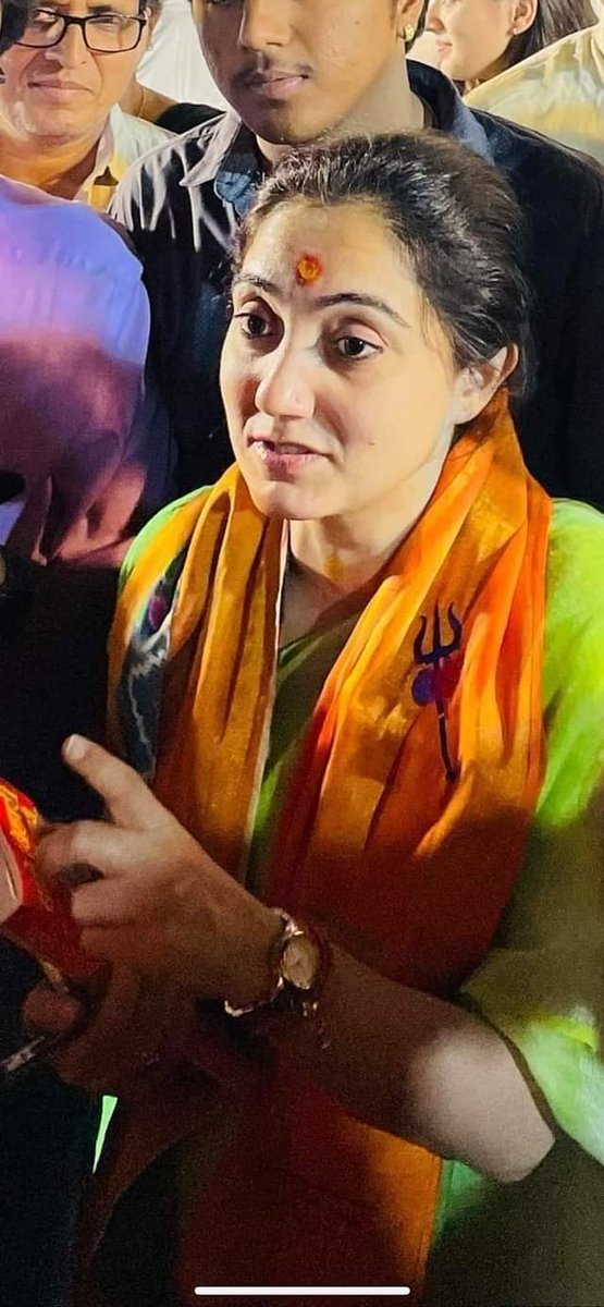अपने घर की महिलाओं को मुसीबत के समय अकेला छोड़ देना कोई धर्म या शास्त्र नही सिखाता है। #नूपुर_नवीन_को_वापस_लो 
#IStandWithNupurSharma 
<a href="/NupurSharmaBJP/">Nupur Sharma</a> <a href="/AmitShah/">Amit Shah</a> 
<a href="/narendramodi/">Narendra Modi</a> <a href="/JPNadda/">Jagat Prakash Nadda</a>