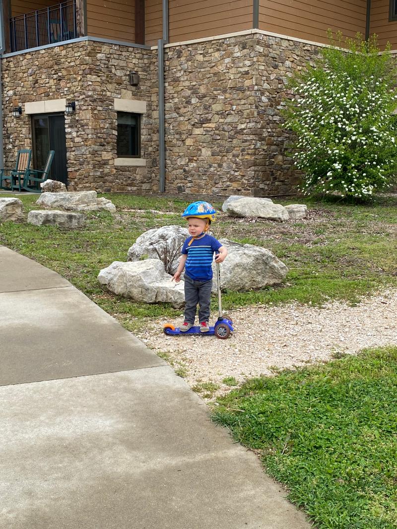 My friend, Terry, is a finalist in Echo Bluff State Park’s Story Contest. Help me rally votes: flip.to/r/lynu5 @EchoBluffSP