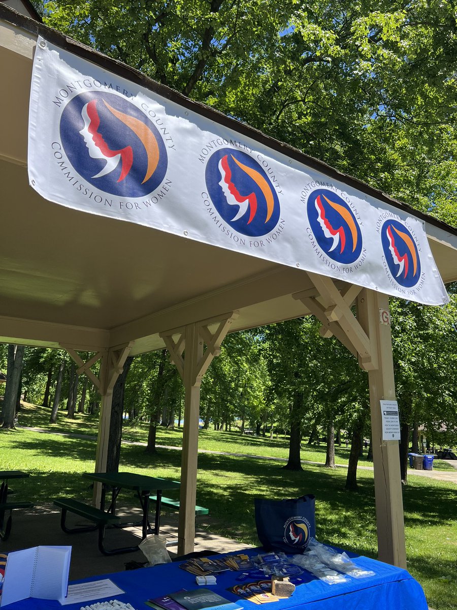 MoCoWomen's tweet photo. ¡Todos están invitados! 🎉 Celebra con nosotras el 5️⃣0️⃣ aniversario de la Comisión de #Mujeres del Condado de Montgomery. #CFW1972
El evento es HOY de las 2 a 5 pm en el Parque de #Wheaton y habrá actividades, música, y recursos! 🎨🎪🎟 ¡Nos vemos! https://t.co/0T9Lx7Q1VQ