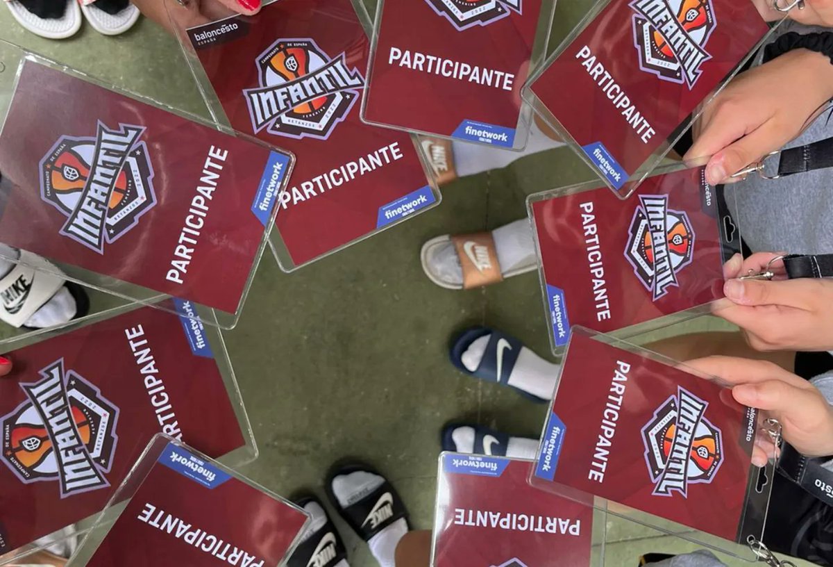 #FEBInfantilF2022🏀

👉🏻 Primer partit i primera gran victòria de les nostres infantils al Campionat d'Espanya davant <a href="/EMBCandelaria/">E.M.B Candelaria</a> per 53 a 59. 

📆 Demà, segon partit de la fase de grups davant <a href="/EMBAlalcudia/">EMBA L'Alcúdia</a> a les 10h. Som-hi, noies!!!🖤💛