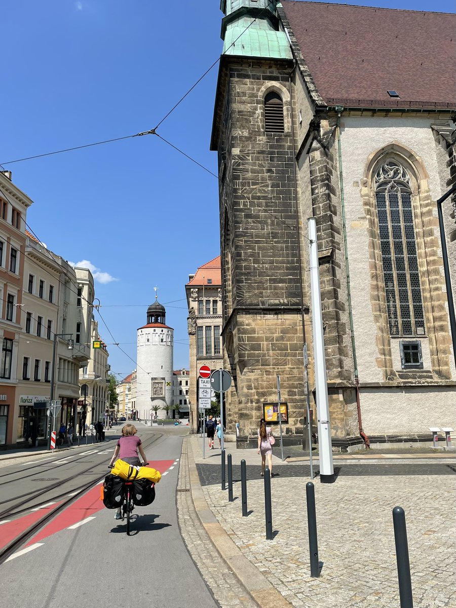 dieg0's tweet photo. Mal wieder ein kurzes Stück (30 km) am Schweinezaunradweg an der Neiße entlang. Ab Rothenburg/Oberlausitz geht‘s aber Richtung Bautzen. #DD_GR #Görlitz #D12 #OderNeißeRadweg https://t.co/11CTDjJ5dq