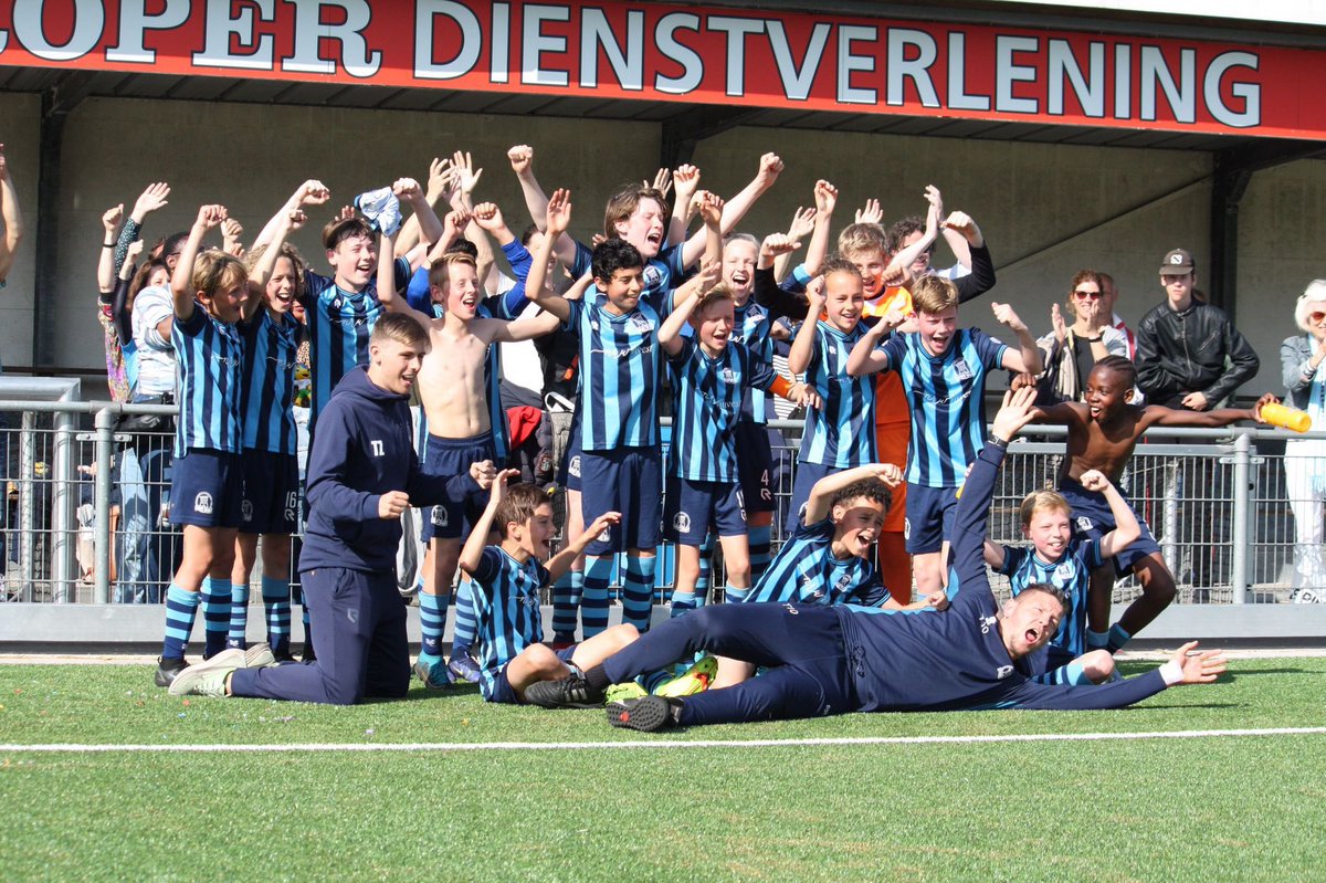 Forum Sport JO13-1 #trotsekampioen <a href="/KNVB/">KNVB</a>