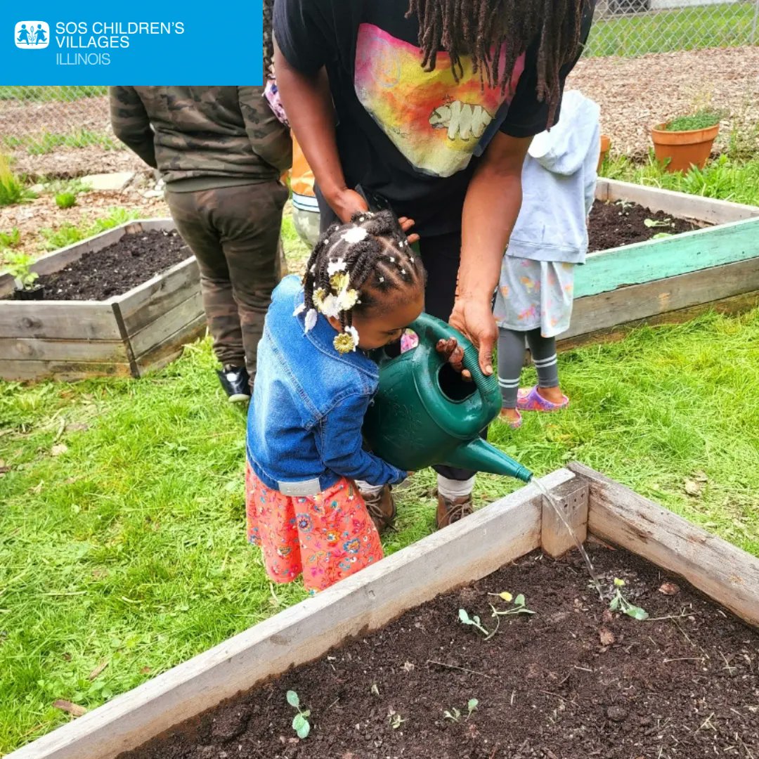 onefamillinois's tweet photo. For today’s #SundayFunday we look at some our children attending their #enrichmentprograms that their loving #FosterParent enrolled them in 💙 Such a wonderful way to spend a Sunday afternoon! #FosterCare #StrongCommunities #Chicago #YouthPrograms https://t.co/TReJa2mXUT