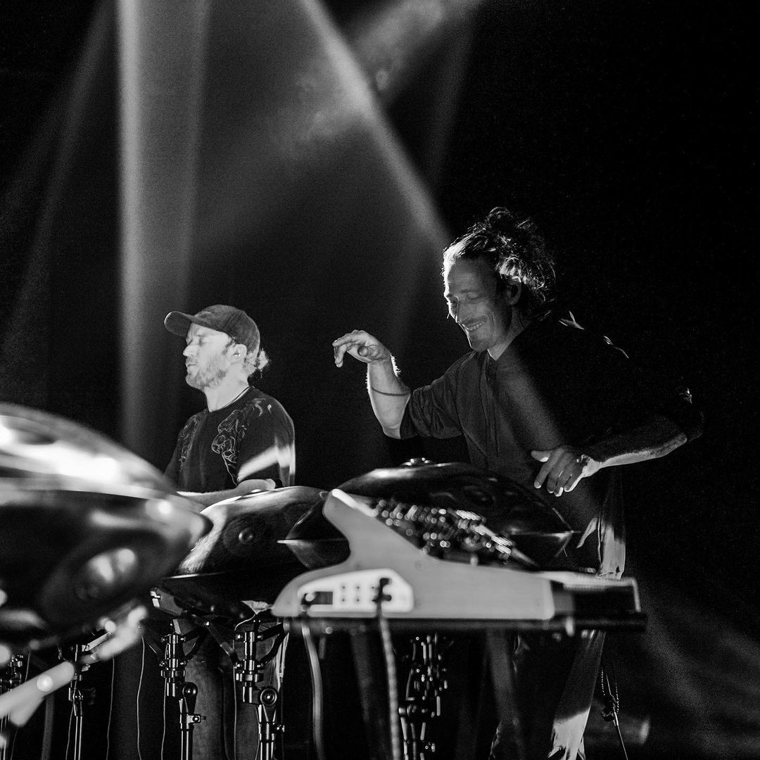 2 weeks remain on our UK tour!
We would love to catch you in your city. Get your tickets on the link below, or on our website!

See you soon 🙏🏻
hangmassive.com/pages/tour

#hangmassive #hangmassivelive #thegreatblisstour #uktour #tickets #tourlife #thehangmassiveexperience