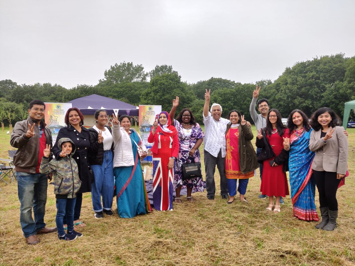 What a street party it was with today ⁦@BasildonCouncil⁩ with ⁦@EssexPoliceUK⁩ with deputy Mayor ⁦@YetundeAdeshile⁩ ⁦@essexindian⁩ Food, dance & music #diversity #inclusion #jubileeweekend