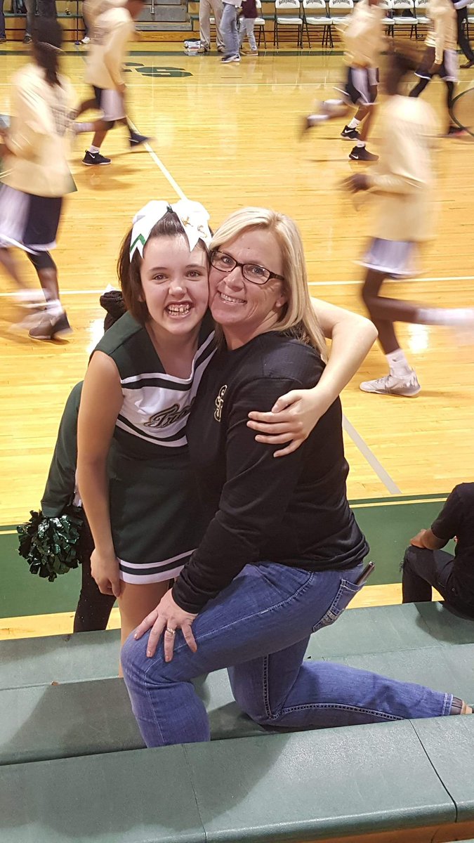 South Cheerleading tweet media