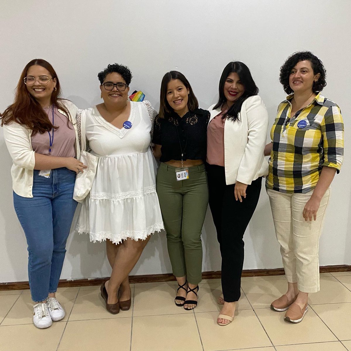 El equipo de @reportarsinmiedo participa en campaña #SoyResiliente de @unesco_es para mujeres periodistas 💪🏾🙋🏾‍♀️#periodismoindependiente

Gracias @leonelapazhn <a href="/diarioenaltavoz/">En Alta Voz</a>  <a href="/bymariaaguilar/">Ale</a> <a href="/TelmaQuiroz/">Telma Quiroz</a> <a href="/duniaorellana/">Dunia Orellana</a> <a href="/stephmondragonn/">Stephanie Mondragón</a> y muchas más por el apoyo 🌈🏳️‍🌈🏳️‍⚧️